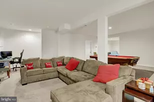 1814 Stang Dr, Allentown, PA 18104 - Photo 40
