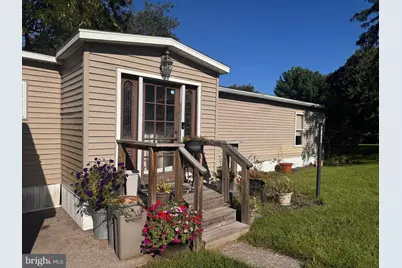 6175 Seanor Court, Slatington, PA 18080 - Photo 2