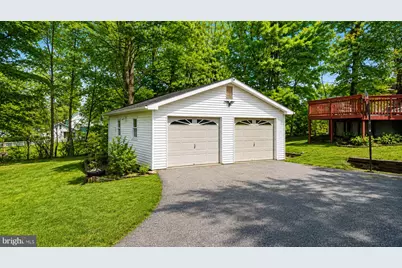 1042 Neffs Laurys Road, Schnecksville, PA 18078 - Photo 4