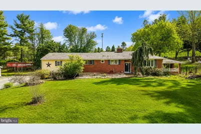 1042 Neffs Laurys Road, Schnecksville, PA 18078 - Photo 1