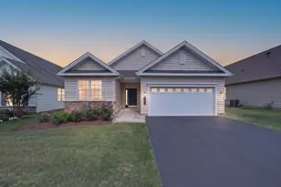4367 Colonial Ln, Center Valley, PA 18034 - Photo 4