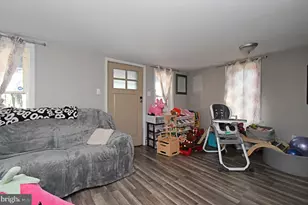 926 S Filmore Street S, Allentown, PA 18103 - Photo 4