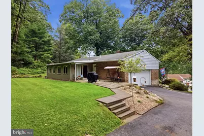 614 Greenwood Street, Allentown, PA 18103 - Photo 2