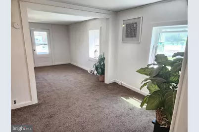 1464 Krocks Road S, Allentown, PA 18106 - Photo 4