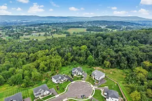 2505 Stonewall Dr, Center Valley, PA 18034 - Photo 44