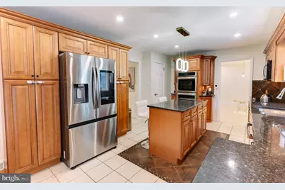 2210 Greenwood Road, Allentown, PA 18103 - Photo 10