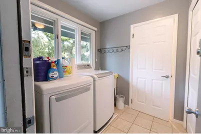 2210 Greenwood Road, Allentown, PA 18103 - Photo 26