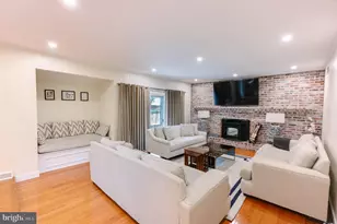 2210 Greenwood Rd, Allentown, PA 18103 - Photo 12