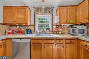 1146 Trexlertown Rd, Breinigsville, PA 18031 - Photo 14