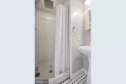 322 N 8th Street, Allentown, PA 18102 - Photo 56