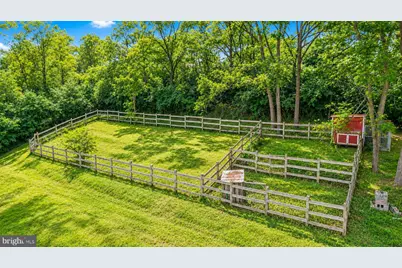 5525 Lehigh Street, Whitehall, PA 18052 - Photo 2