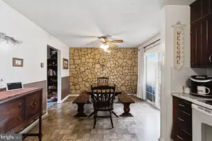 3227 N Hobson St, Whitehall, PA 18052 - Photo 6