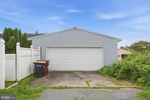 3227 N Hobson St, Whitehall, PA 18052 - Photo 22