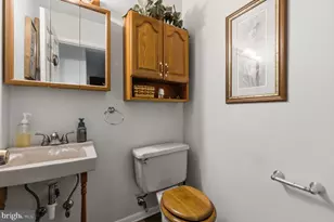 3227 N Hobson St, Whitehall, PA 18052 - Photo 16