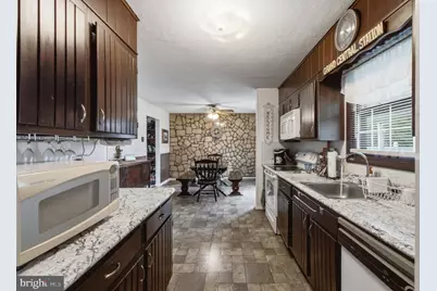 3227 N Hobson Street, Whitehall, PA 18052 - Photo 8