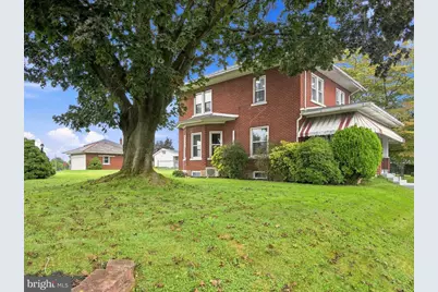 404 N 3rd Street, Emmaus, PA 18049 - Photo 2