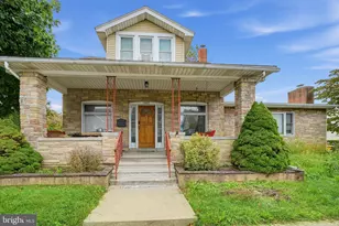 1882 S 2nd St, Allentown, PA 18103 - Photo 1