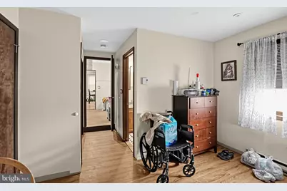 1882 S 2nd Street, Allentown, PA 18103 - Photo 20