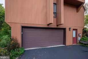 7942 Woodsbluff Run, Fogelsville, PA 18051 - Photo 36