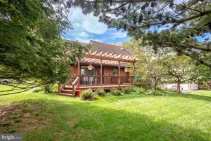 7942 Woodsbluff Run, Fogelsville, PA 18051 - Photo 32
