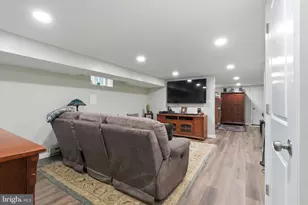 417 S 17th St, Allentown, PA 18104 - Photo 24