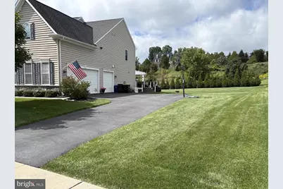 4165 Thompsondale Road, Coopersburg, PA 18036 - Photo 2