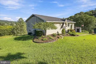 7121 Kingstead Dr, Slatington, PA 18080 - Photo 52
