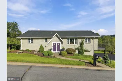 7121 Kingstead Drive, Slatington, PA 18080 - Photo 8