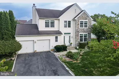 1035 Jervin Drive, Allentown, PA 18104 - Photo 2