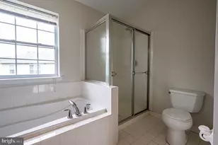 1035 Jervin Dr, Allentown, PA 18104 - Photo 32