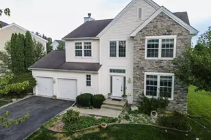 1035 Jervin Dr, Allentown, PA 18104 - Photo 1