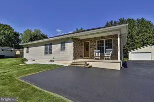 4325 Levans Rd, Orefield, PA 18069 - Photo 2