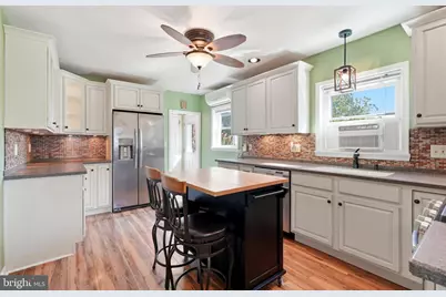 2202 W Union Street, Allentown, PA 18104 - Photo 14