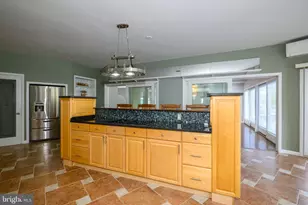 2224 Meadow Brook Dr, Schnecksville, PA 18078 - Photo 12