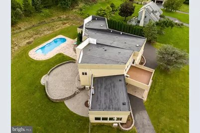 2224 Meadow Brook Drive, Schnecksville, PA 18078 - Photo 98