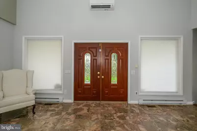 2224 Meadow Brook Drive, Schnecksville, PA 18078 - Photo 6