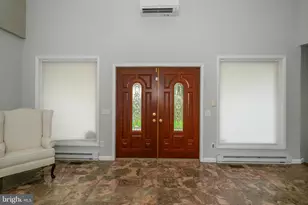 2224 Meadow Brook Dr, Schnecksville, PA 18078 - Photo 6