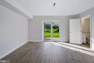1014 W Tioga St, Allentown, PA 18103 - Photo 2