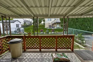 907 Barbara Dr, Coplay, PA 18037 - Photo 54