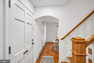 860 N Irving St, Allentown, PA 18109 - Photo 2