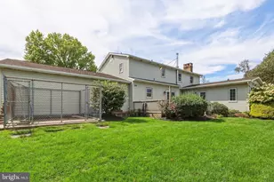 1285 Clearview Cir, Allentown, PA 18103 - Photo 42