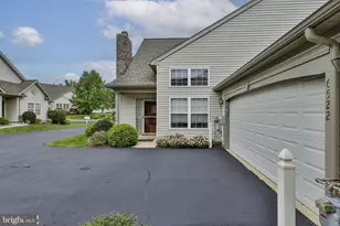 6522 Letterkenny Ln, Macungie, PA 18062 - Photo 8
