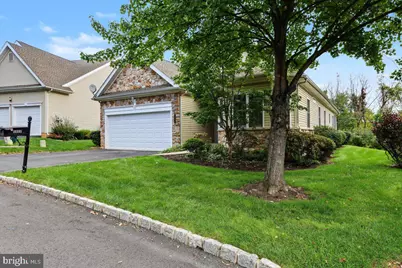 5086 Valley Stream Lane, Macungie, PA 18062 - Photo 2