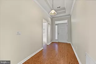 5086 Valley Stream Ln, Macungie, PA 18062 - Photo 4