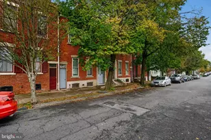 317 N 10th St, Allentown, PA 18102 - Photo 2