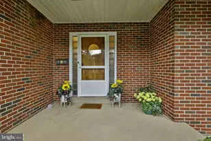 319 S Ott St, Allentown, PA 18104 - Photo 4