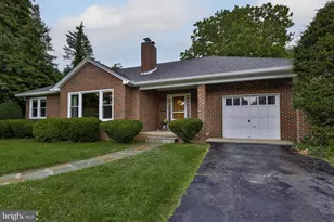 319 S Ott St, Allentown, PA 18104 - Photo 1