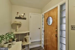 319 S Ott St, Allentown, PA 18104 - Photo 8