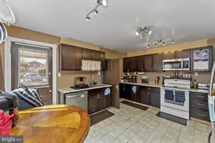 706 S Bergen St, Fountain Hill, PA 18015 - Photo 10