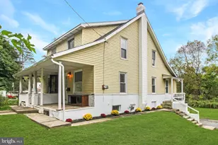 1403 Pennsylvania Ave, Emmaus, PA 18049 - Photo 1